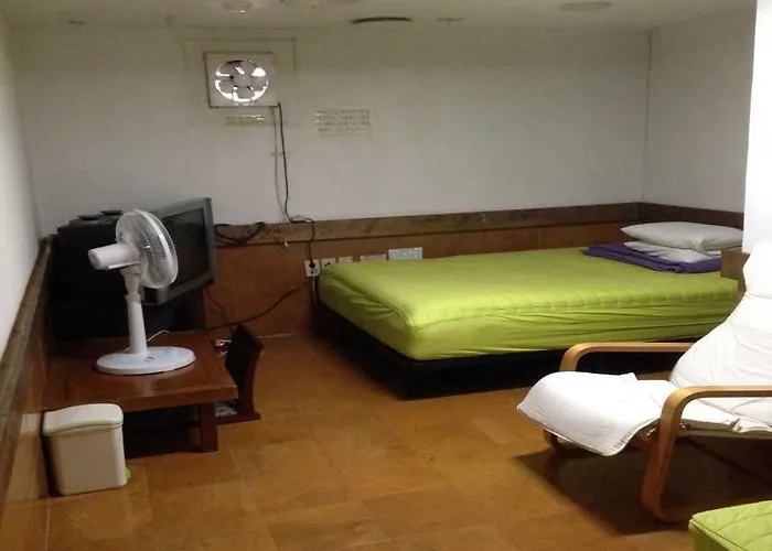 Itaewon Land Spa & Guesthouse